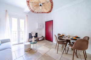 vieux nice, appartement, 2 pièces